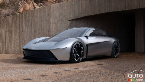 Chrysler Presents Halcyon Concept