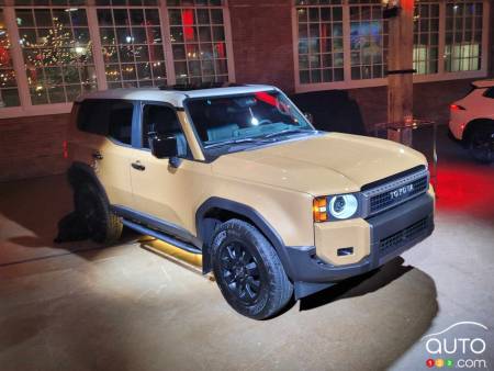 Toronto 2024 : Toyota dévoile les Land Cruiser et Crown Signia en première canadienne