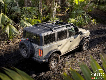 Ford rappelle 7500 Bronco pour des vitres qui pourraient se détacher du véhicule