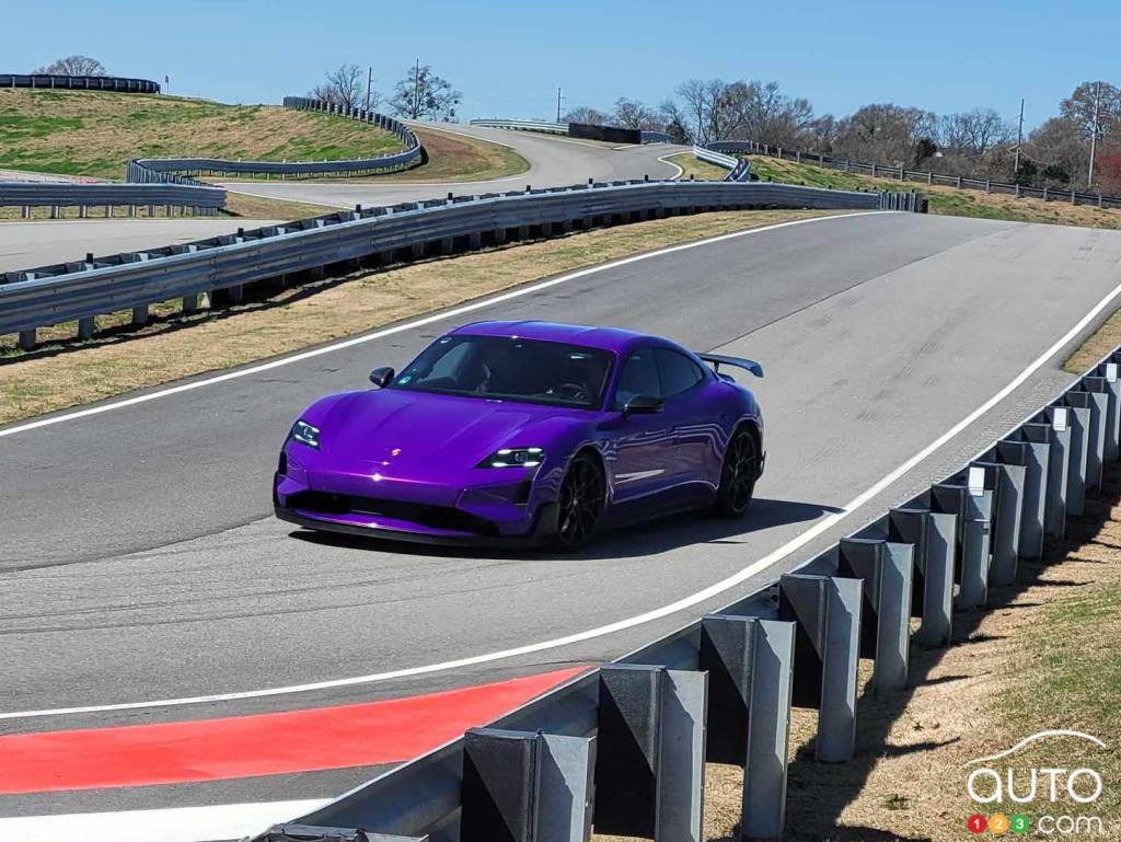 Porsche Taycan Turbo GT 2025