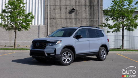 NHTSA Investigating Braking Issue in 250,000 Honda Vehicles