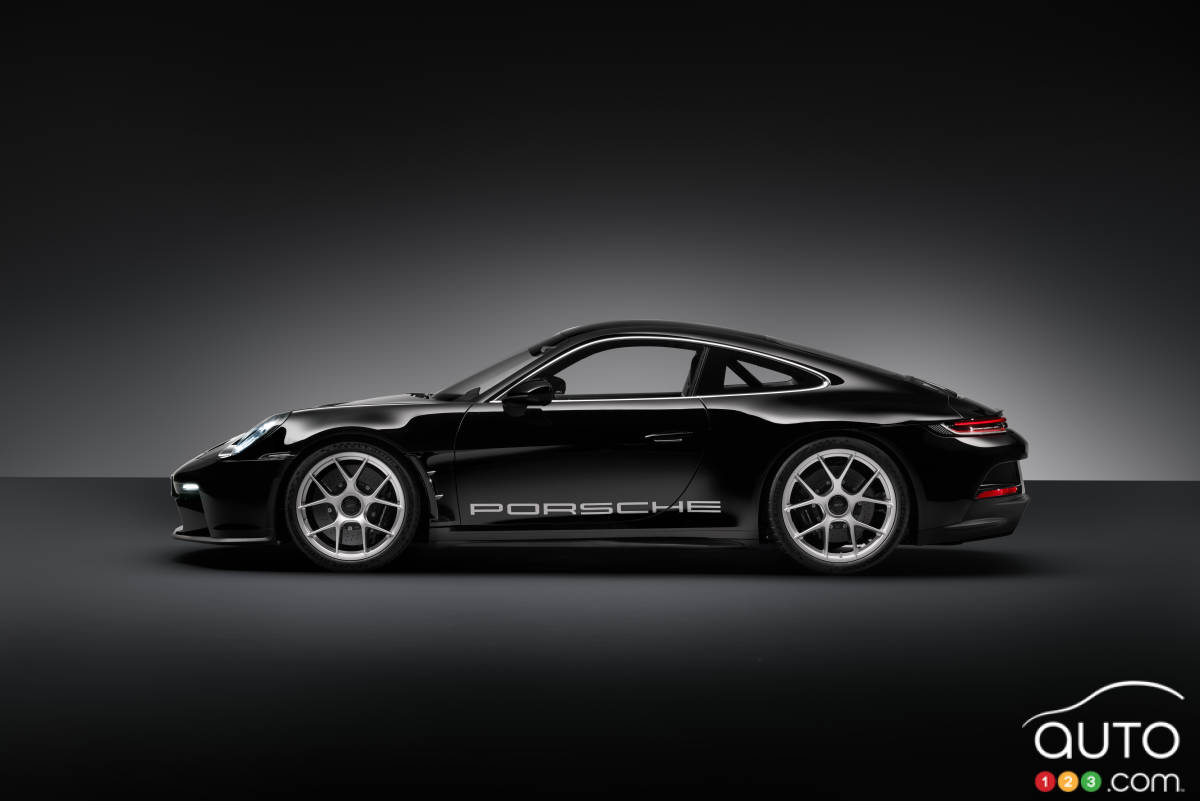 A Porsche 911 Hybrid Is Expected This Summer