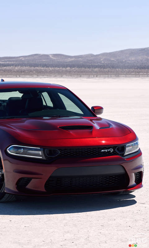 285,000 Dodge and Chrysler Cars Recalled Over… Airbag Issue