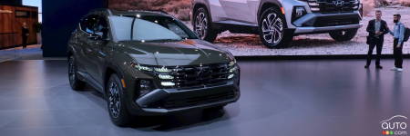 New York 2024: Redesigned, Updated 2025 Hyundai Tucson, Santa Cruz Make Debut