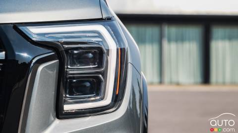2025 GMC Terrain Teaser Image Shows Front End, AT4 Badge