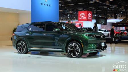 VinFast Canada Cuts Price of VF 9 by $29,000 for Launch