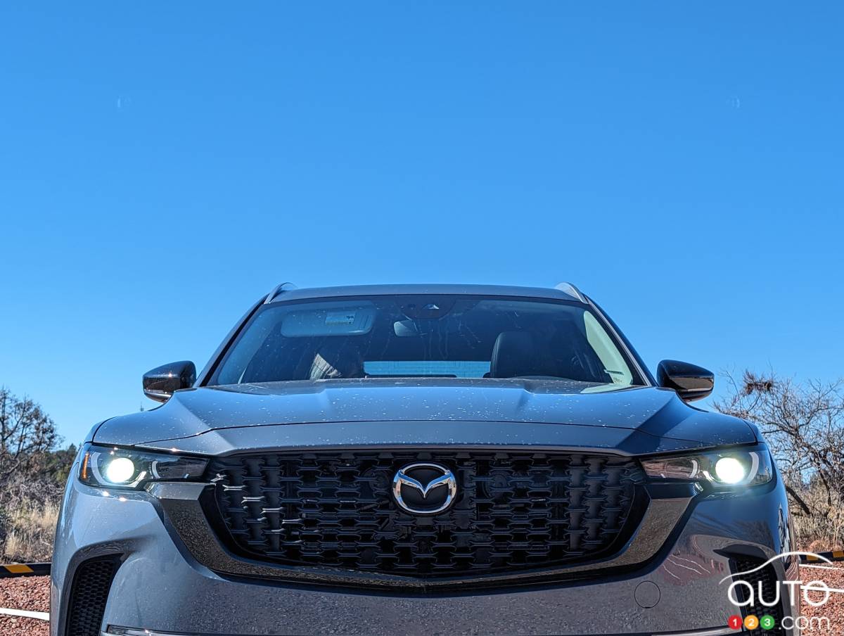 Les Mazda CX-50 et CX-5 offriront bientôt l’hybridité