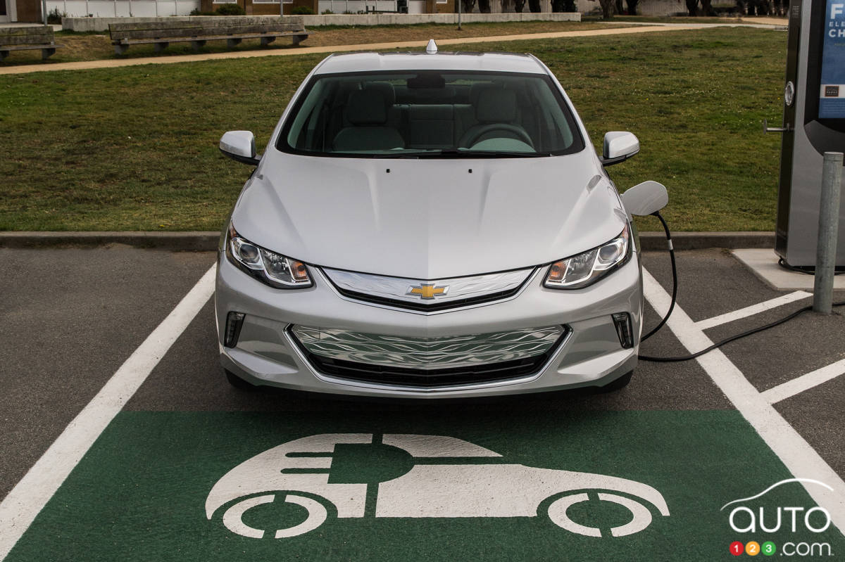 Ce sera 2027 pour le prochain véhicule hybride rechargeable de General Motors
