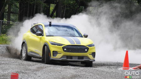 Ford Mustang Mach-E Rally 2024, premier essai : pourquoi ? Pourquoi pas