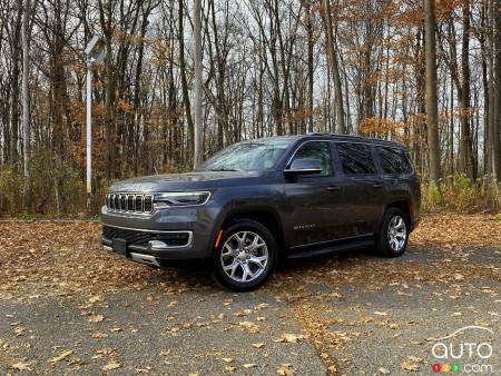 Jeep Wagoneer Named Top Safety Pick by IIHS, Besting Ford, GM Rivals