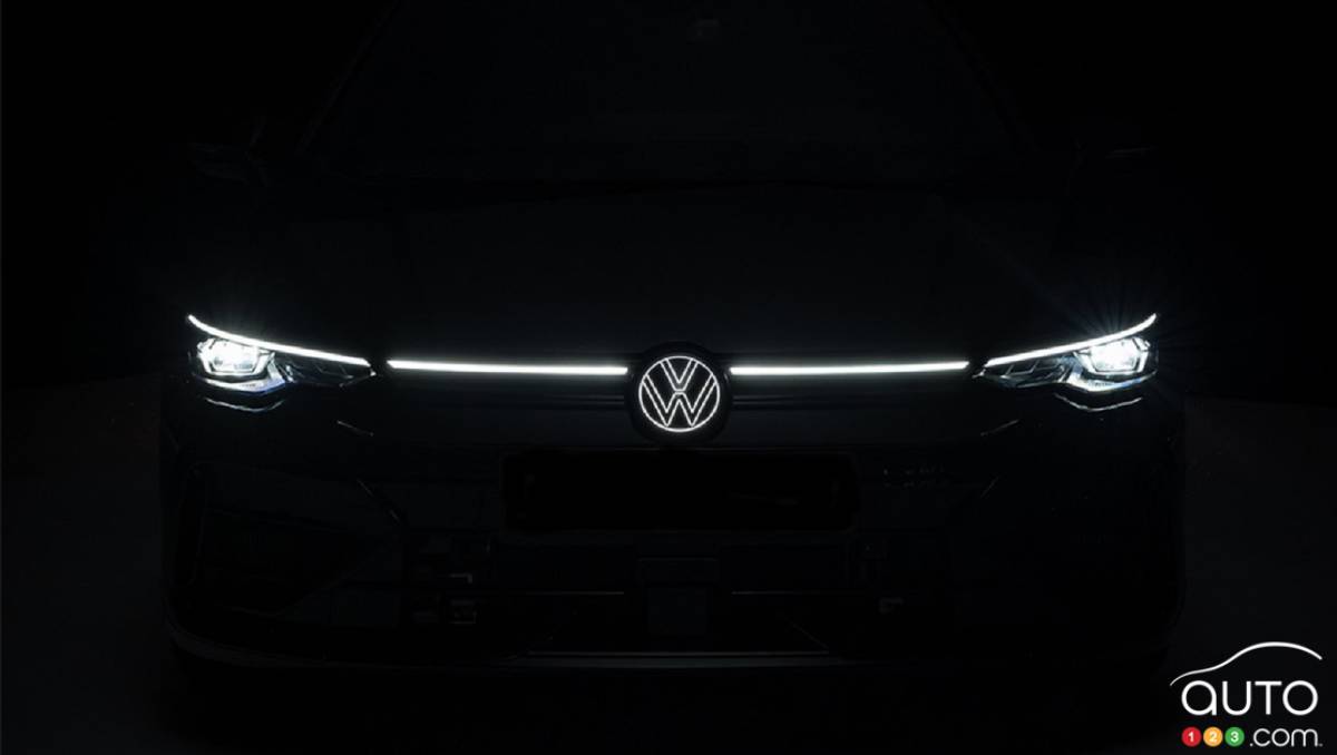 Volkswagen Teases 2025 Golf R Set to Be Unveiled June 26