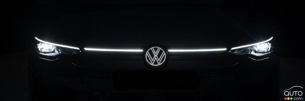 Volkswagen Teases 2025 Golf R Set to Be Unveiled June 26