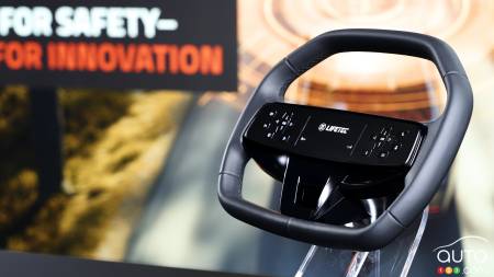 ZF Shows Steering Wheel Fitted With, You Guessed It, a Screen