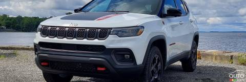 Stellantis Recalls 1.2 Million Vehicles to Fix Backup Camera Issue