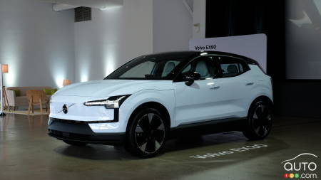 Volvo Delays U.S. Launch of EX30