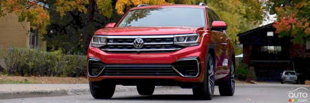 Volkswagen Recalls Over 307,000 Atlas, Atlas Cross SUVs for Airbag Problem