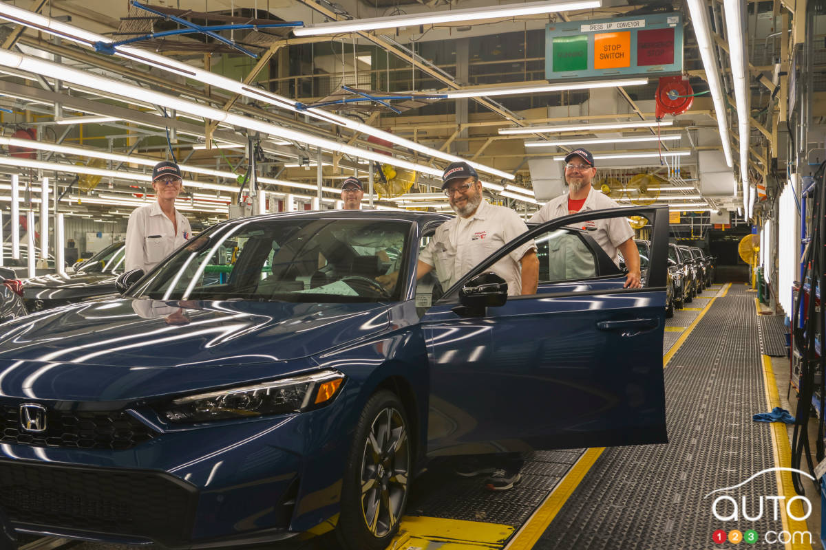 Production de la Honda Civic hybride lancée en Ontario