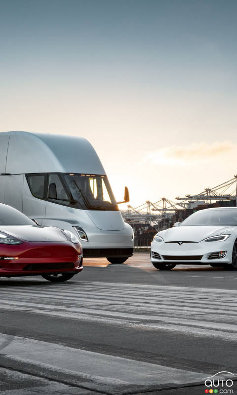 Tesla’s EV Market Share in U.S. Falls Below 50 Percent for First Time