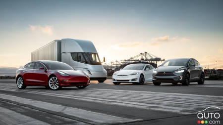 Tesla’s EV Market Share in U.S. Falls Below 50 Percent for First Time