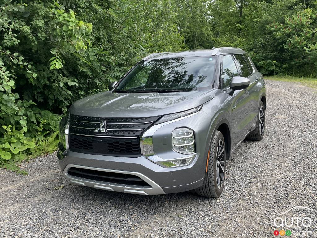 2024 Mitsubishi Outlander PHEV