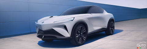 Acura Unveils Performance EV Concept at Pebble Beach