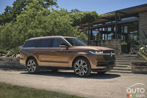 Le Lincoln Navigator 2025 fait ses débuts à Pebble Beach