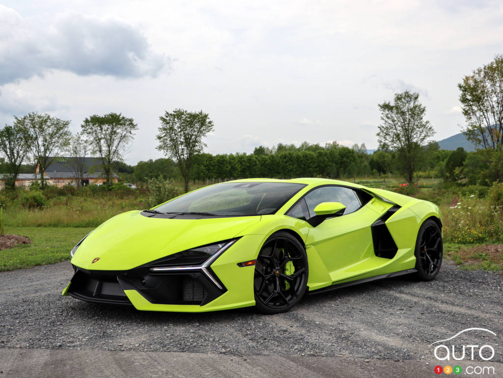2024 Lamborghini Revuelto