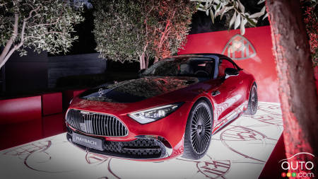 2026 Mercedes-Maybach SL 680 Monogram Series Makes Grand Entrance at Monterey