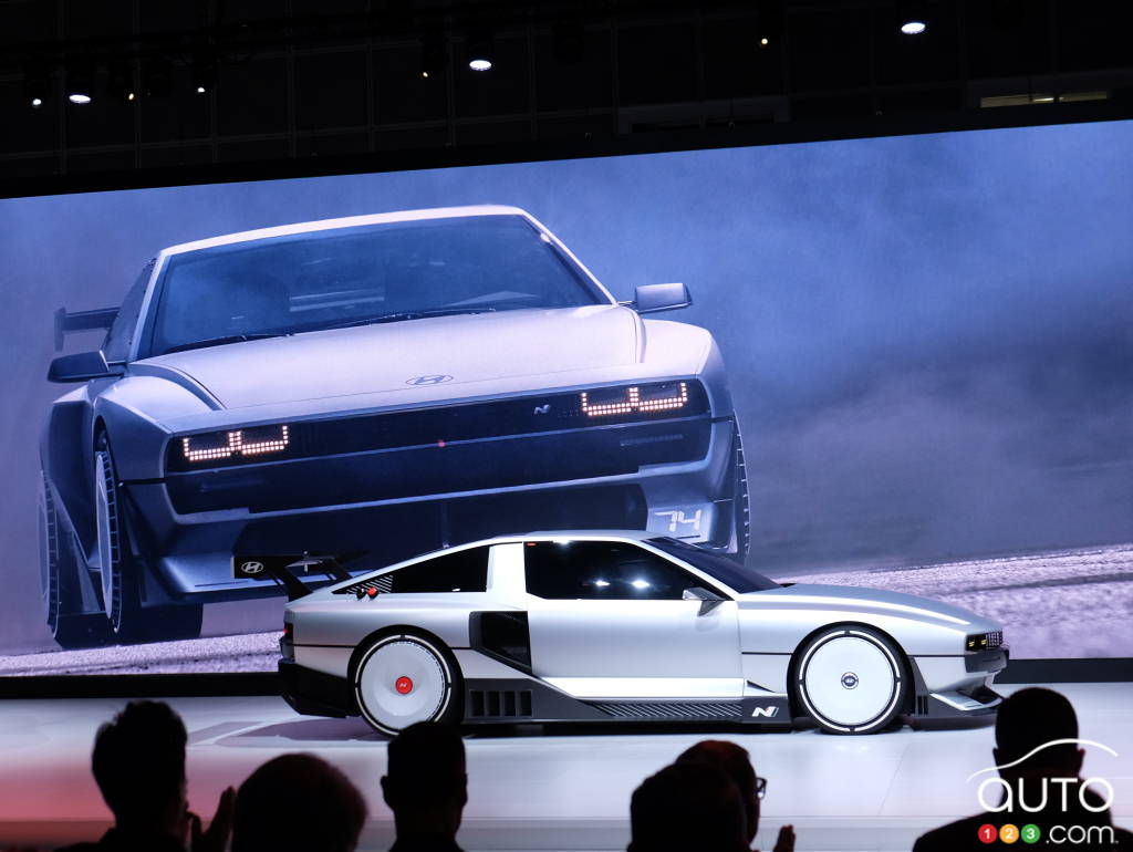 Le concept Hyundai N Vision 74, au Salon de Los Angeles en 2022