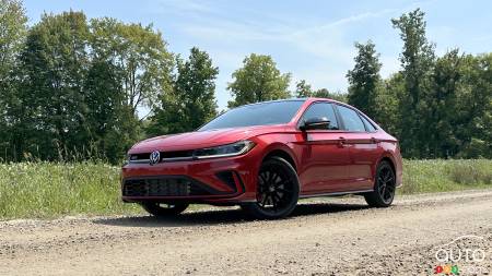 Volkswagen Jetta GLI 2025, premier essai : la GTI en costume trois-pièces