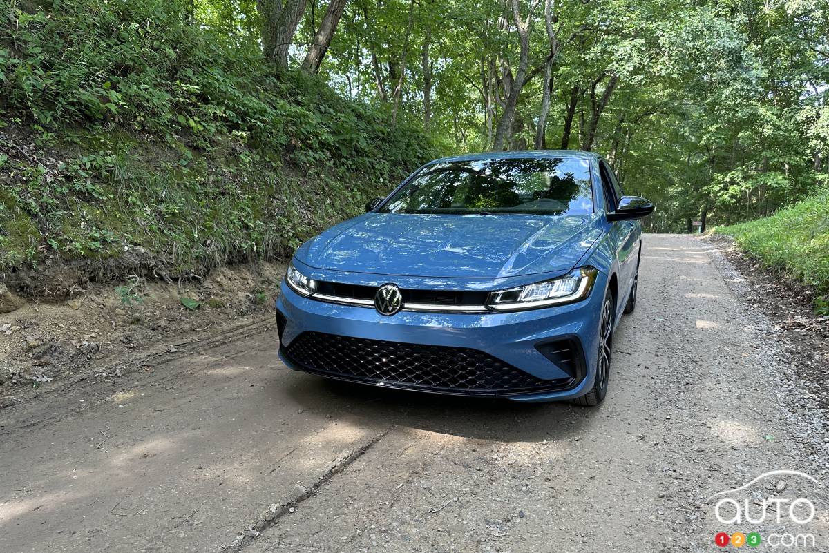 2025 Volkswagen Jetta First Drive: The Compact Sedan that Spares Your Wallet