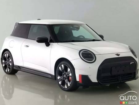 2025 Mini Cooper JCW E Images Appear Online