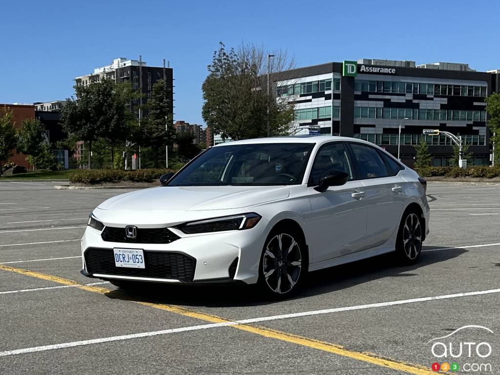 Honda Civic hybride 2025
