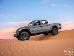 2025 Jeep Gladiator Loses Manual Gearbox