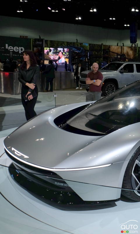 Chrysler Confirms Halcyon Concept Will Go to Production