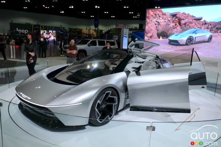 Chrysler Confirms Halcyon Concept Will Go to Production