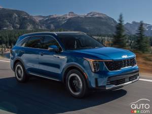 Kia Recalls Over 74,000 Sorento Due to Headlight / Taillight Problem