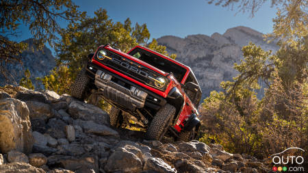 Ford Recalls 150,000 Broncos Due to Shock Absorber Problems