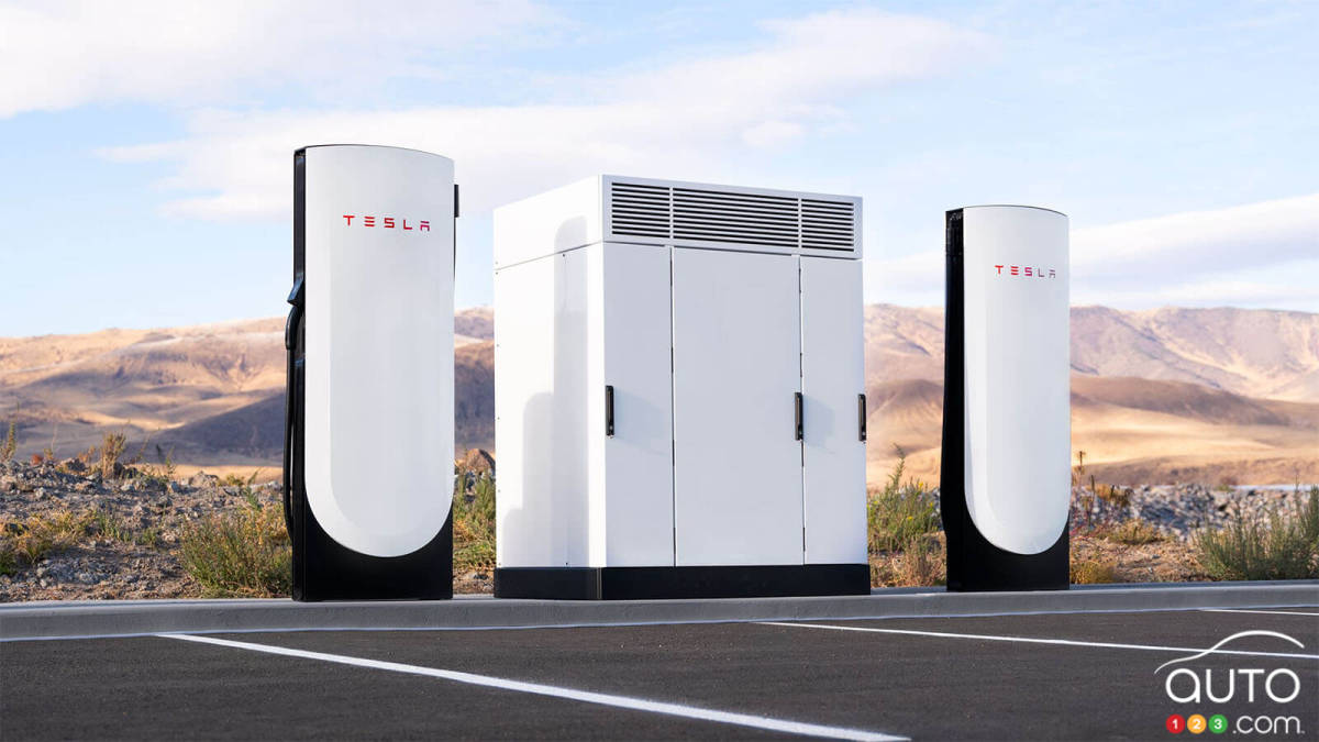 Tesla déploie ses Superchargeurs V4 : plus rapides, plus accessibles et prêts pour 500 kW Tesla déploie ses Superchargeurs V4 : plus rapides, plus accessibles et prêts pour 500 kW