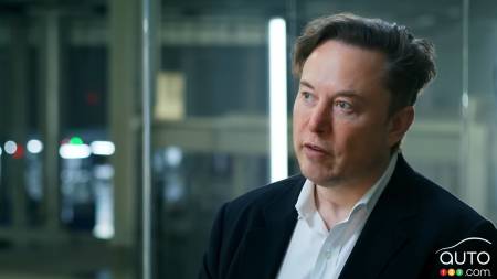 Elon Musk Could Pocket Billions Even if Tesla Performance Objectives Fall Short