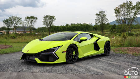 Lamborghini Holding Steady in Canada Despite Economic Storms