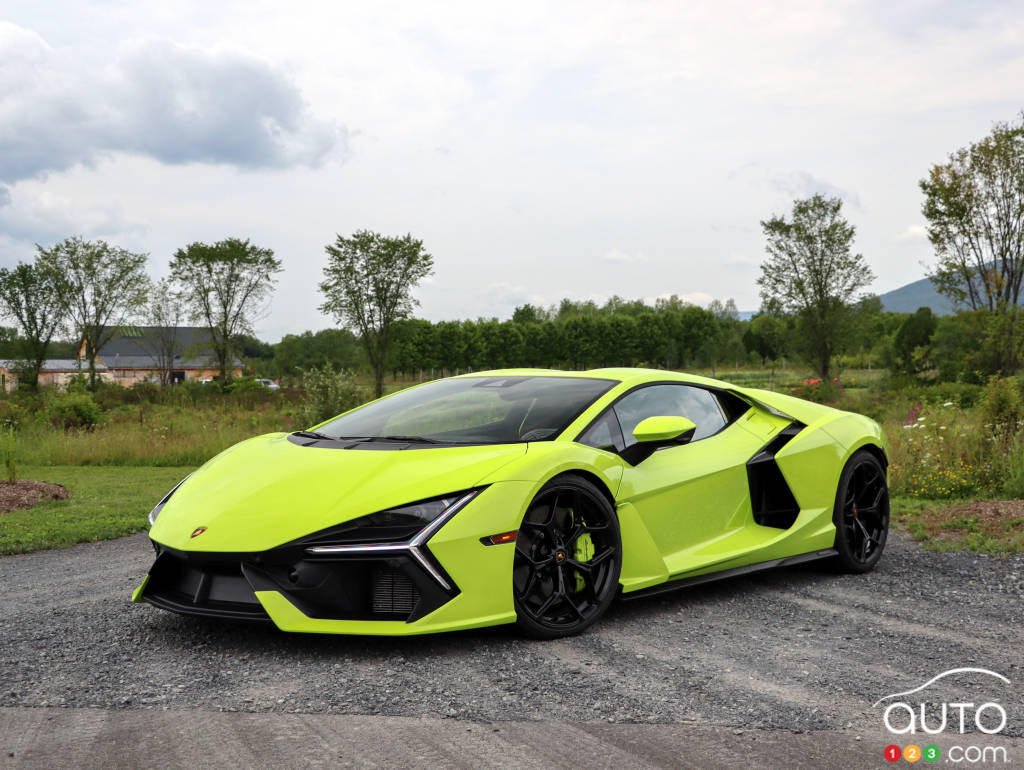 Lamborghini Revuelto