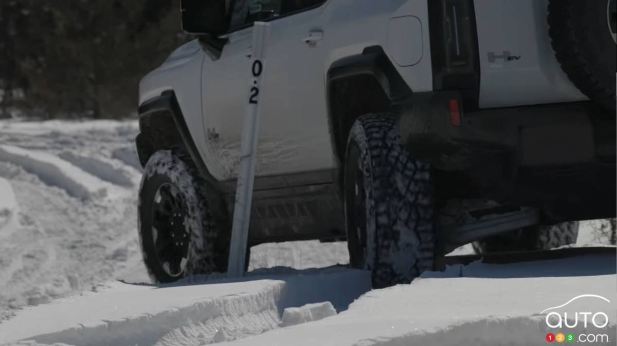 GM Launches Hummer King Crab Mode