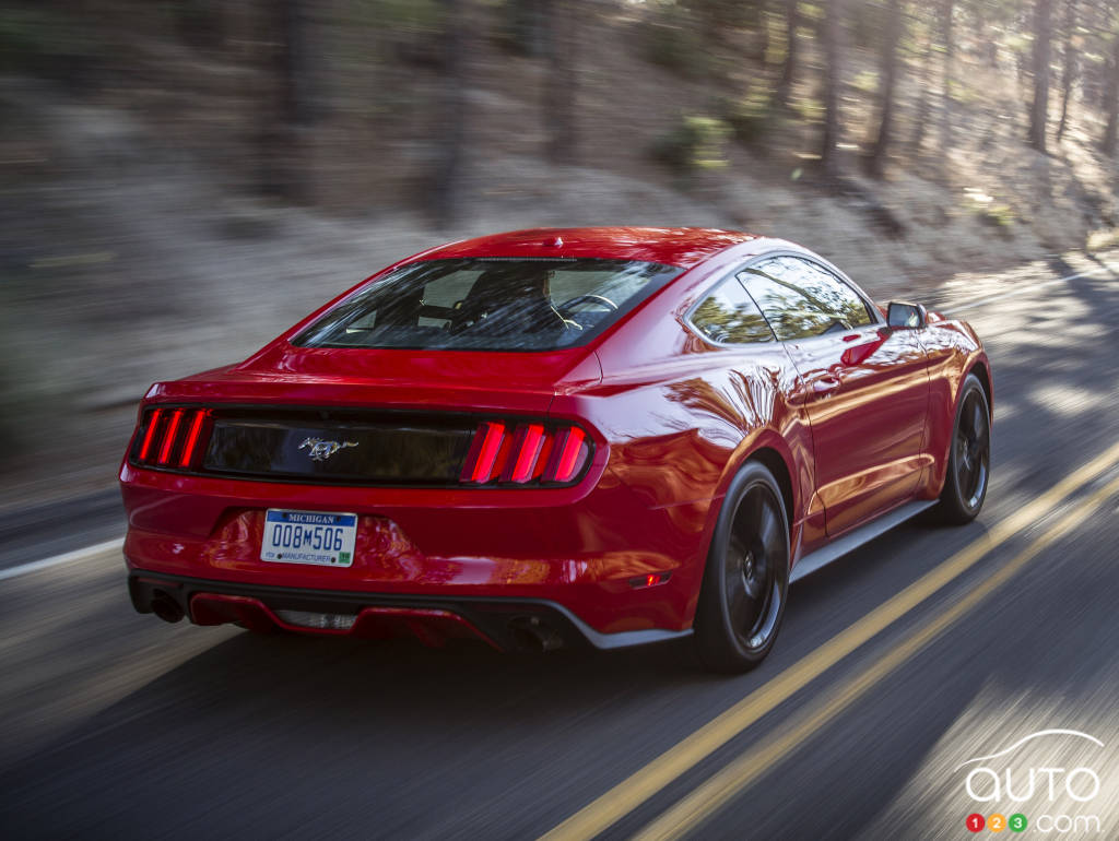 Ford Mustang Coupe 2015