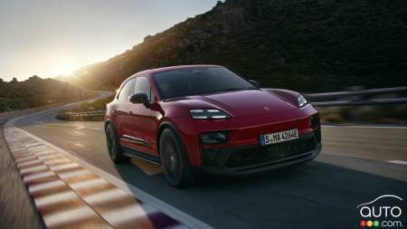 Porsche Introduces Electric Macan GTS for 2026