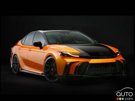 Voici la Toyota Camry GT-S qui sera présentée au salon SEMA 2025