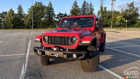 Stellantis rappelle 340 000 Jeep hybrides pour risque d’incendie