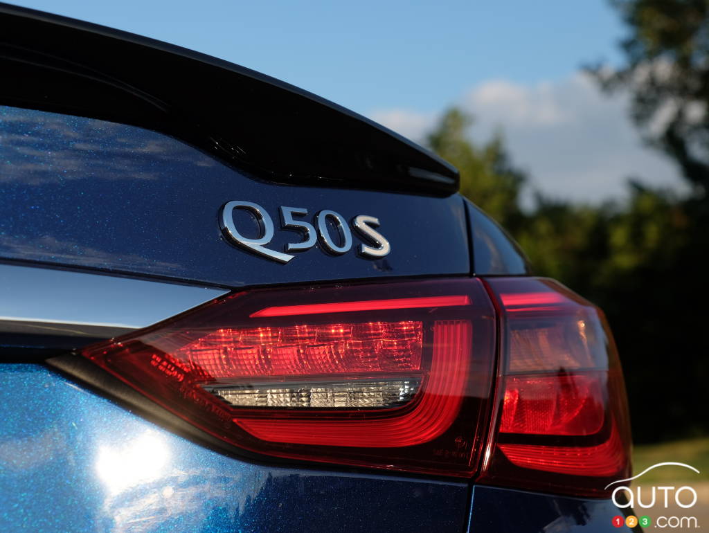 Écusson Q50S
