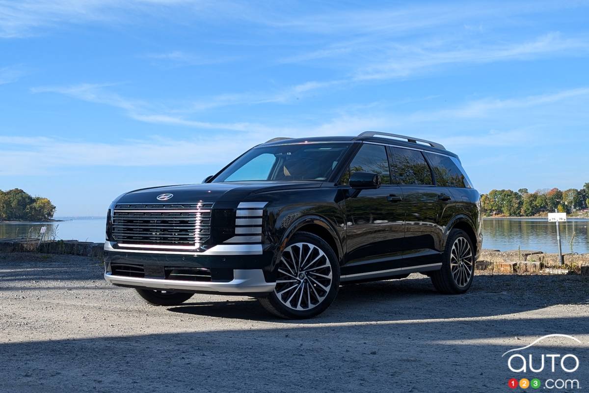 2026 Hyundai Palisade Review: The Hybrid Option Arrives