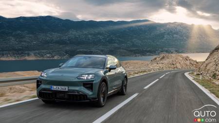 Porsche Presents 2026 Cayenne Electric